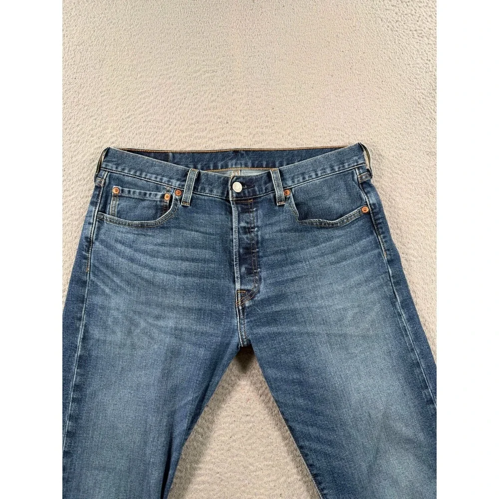 Levis 501 Jeans Men 32x32 Blue Denim Straight Leg Button Fly Mid Rise Distressed